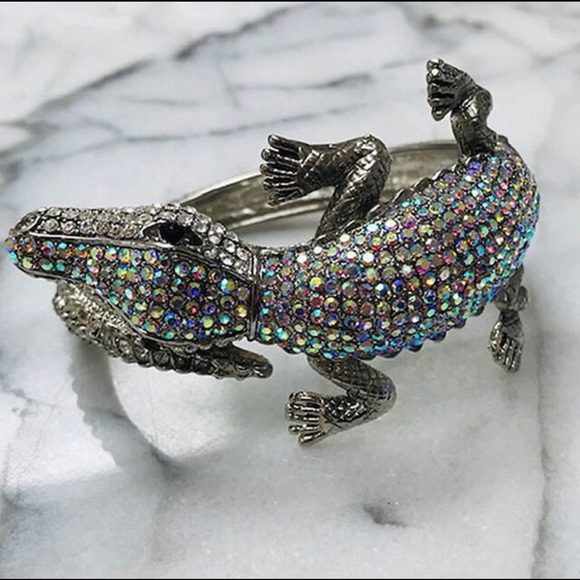 Alligator Pavé Aurora Borealis Crystal Cuff Bracelet,Boutique- NWT - Picture 5 of 8